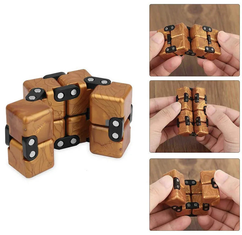 QiYi Infinity Cube Blocks Stress-Relief Puzzle Toy QiYi Infinity Cube Blocks Stress-Relief Puzzle Toy
