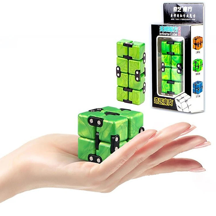 QiYi Infinity Cube Blocks Stress-Relief Puzzle Toy QiYi Infinity Cube Blocks Stress-Relief Puzzle Toy
