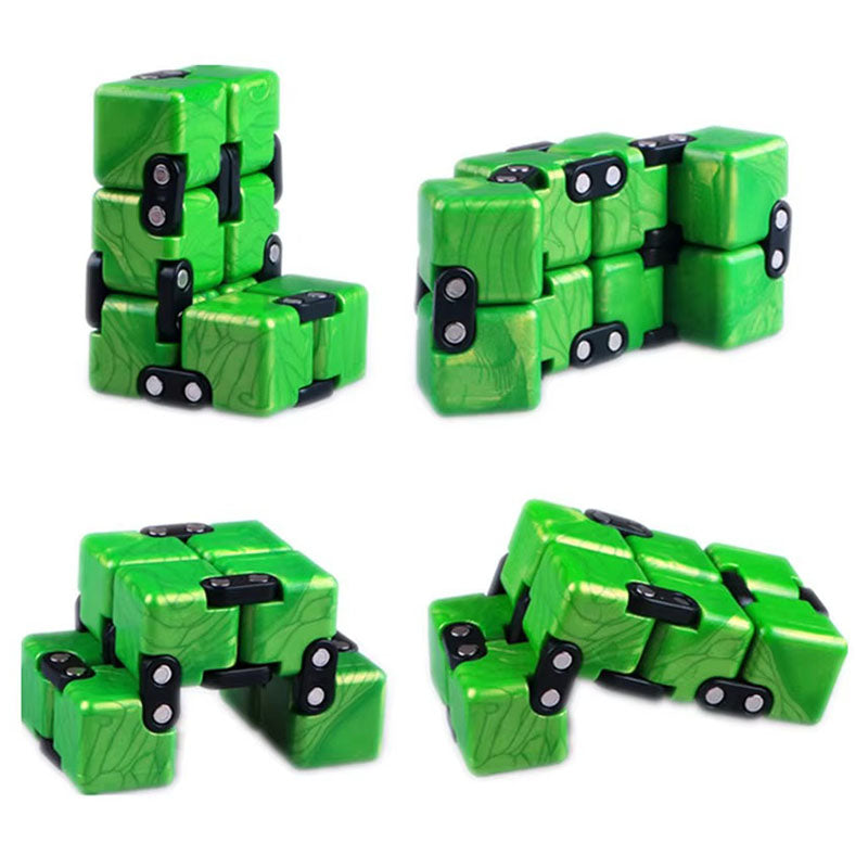 QiYi Infinity Cube Blocks Stress-Relief Puzzle Toy QiYi Infinity Cube Blocks Stress-Relief Puzzle Toy