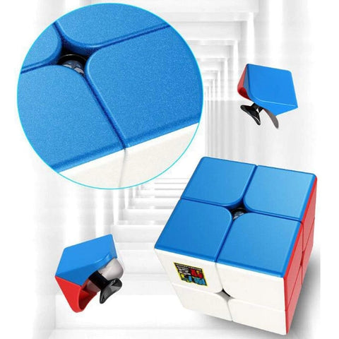 MoYu 2M 2x2 Magnetic Cube + Robot Toy Display Box